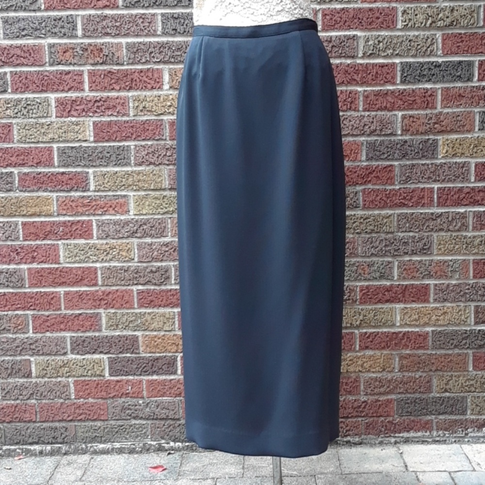 Kenar black ribbed maxi skirt sz 10
